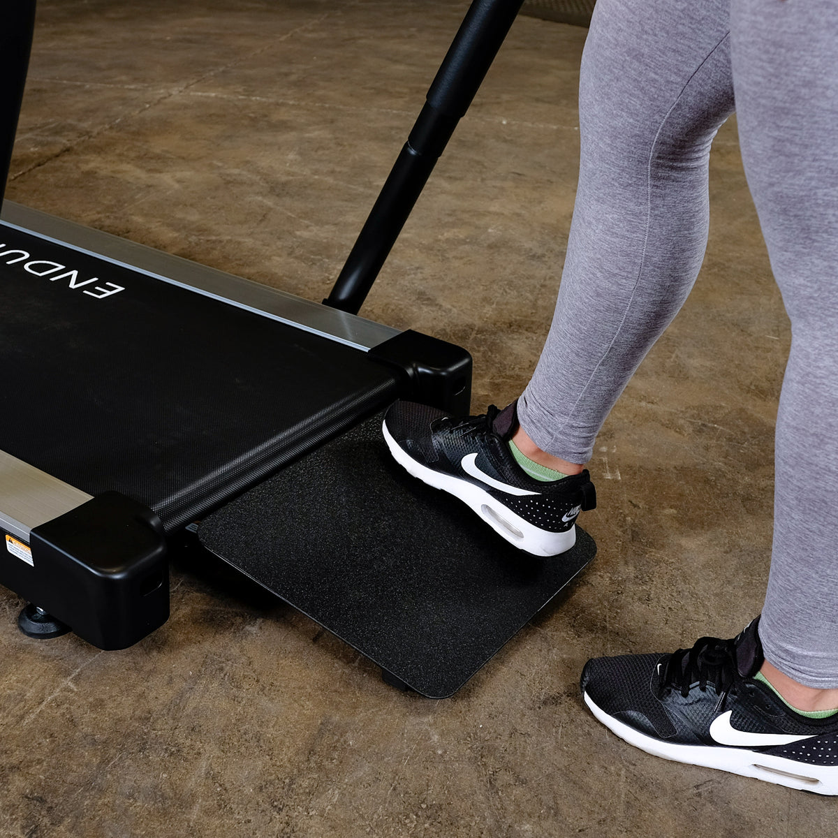 Body Solid Endurance T50 Walking Treadmill