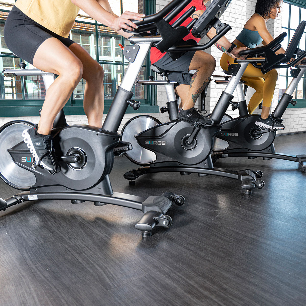 True Fitness Vapor Series Surge Spin Bike
