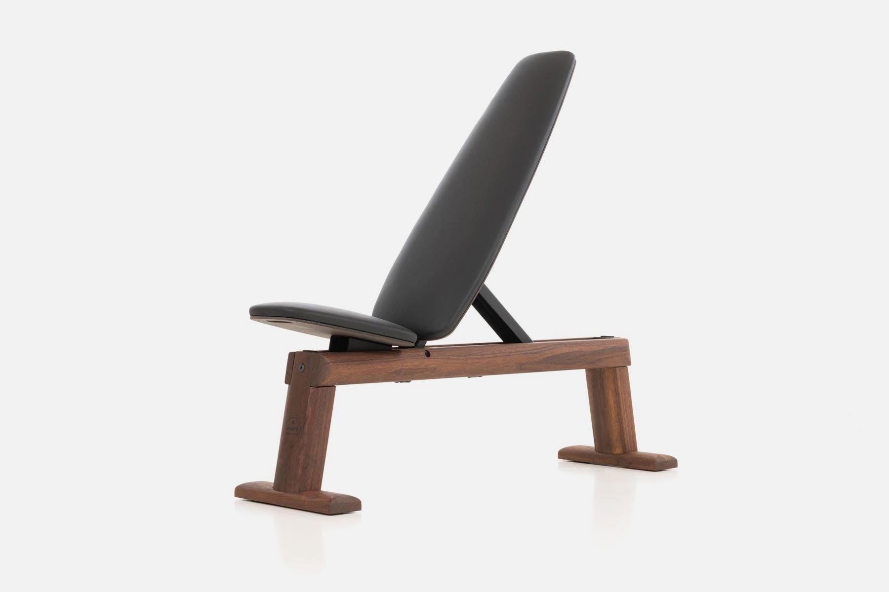 NOHRD Weight Bench - Genuine Leather - Black